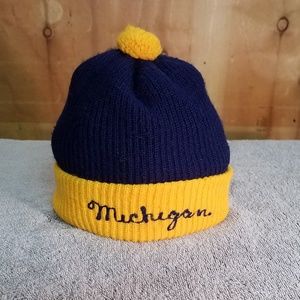 Vintage University of Michigan winter hat / beanie